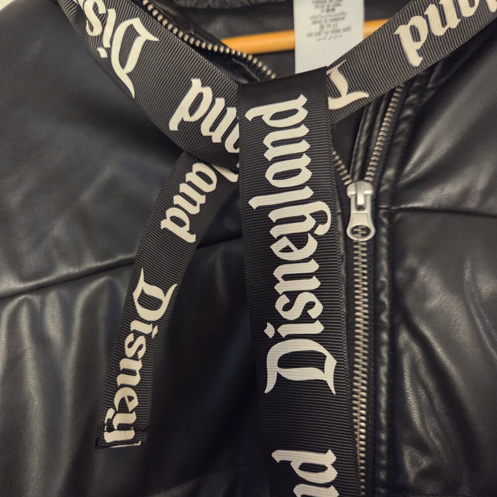 Disneyland Resort Black Faux Leather Puffer Jacket Hood Goth Font XL Unisex - Picture 4 of 13